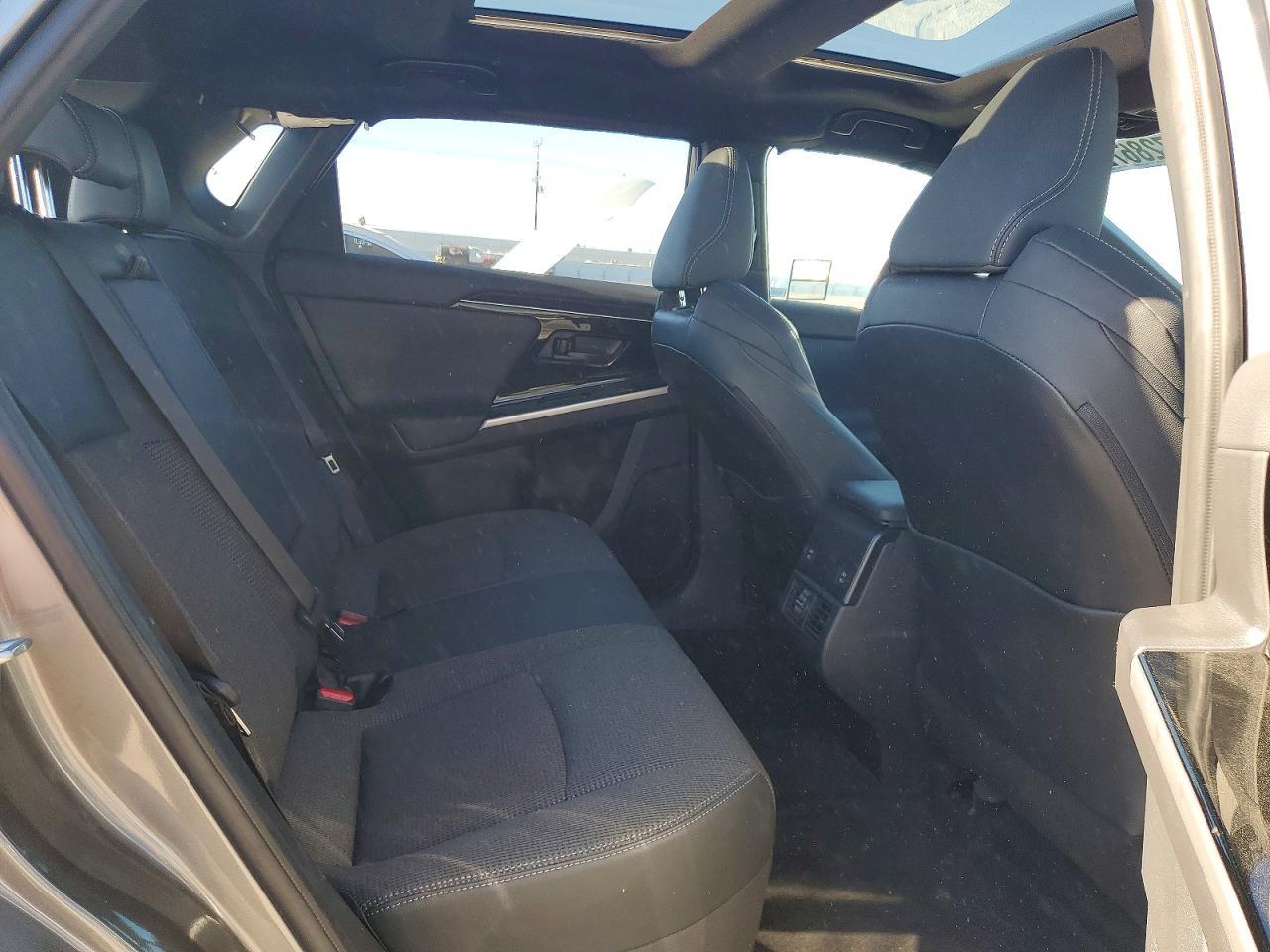 2024 Toyota Bz4x xle