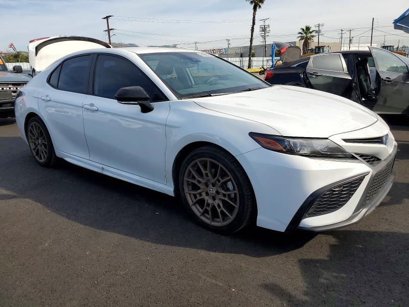 2024 Toyota Camry se Night Shade