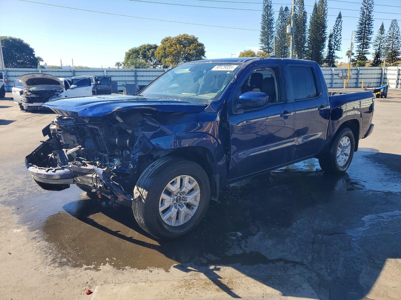 2022 Nissan Frontier s
