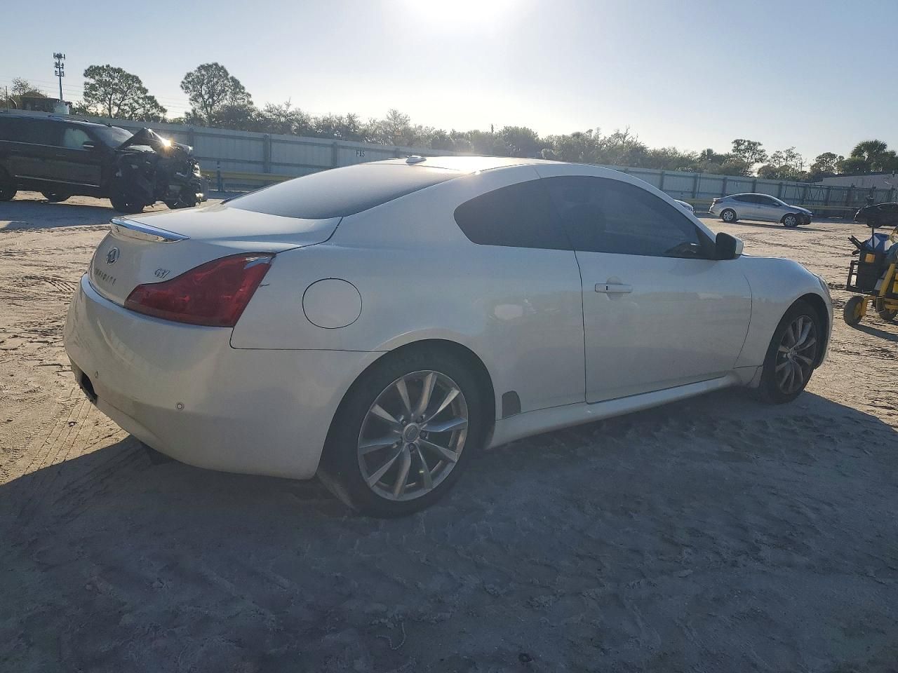 2011 Infiniti G37 Base
