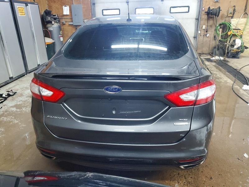 2015 Ford Fusion se