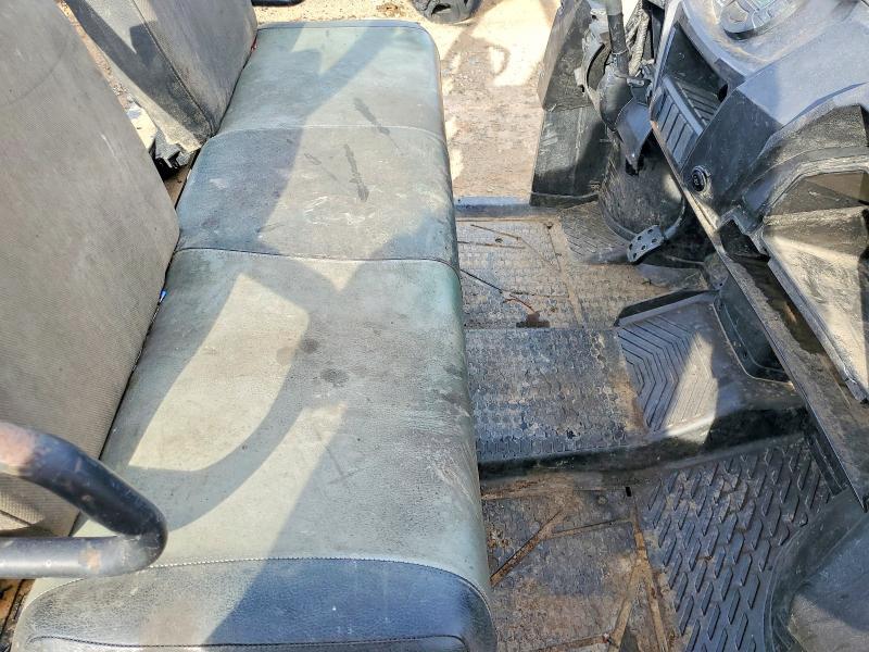 2024 Tracker Utility Vehicle