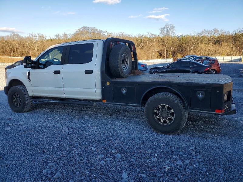 2019 Ford F250 Super Duty Flatbed Truck