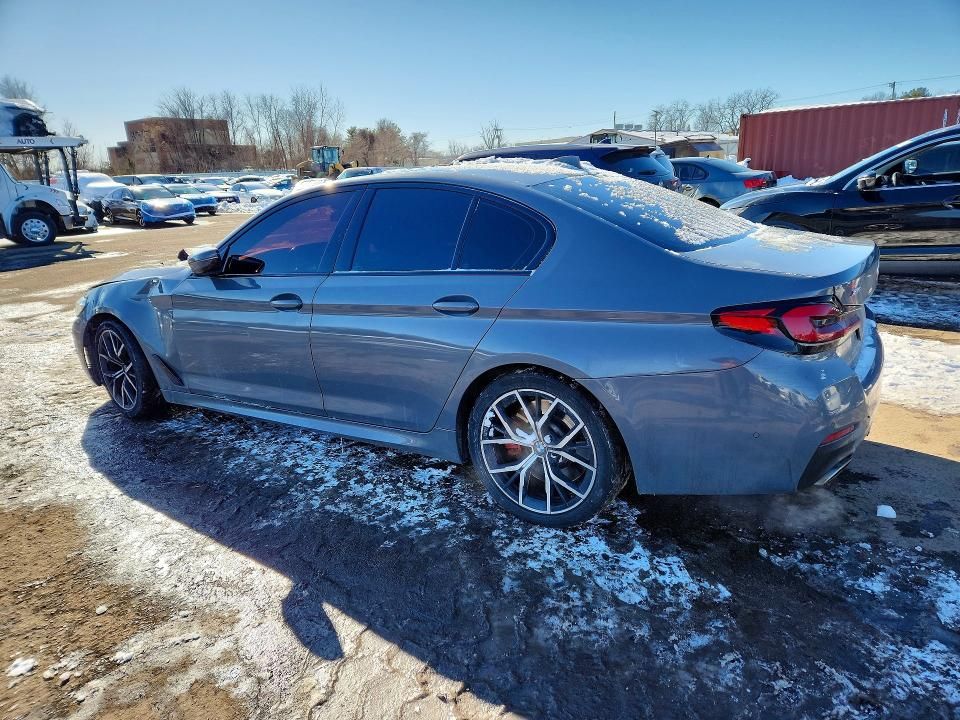 2022 BMW 540 xi