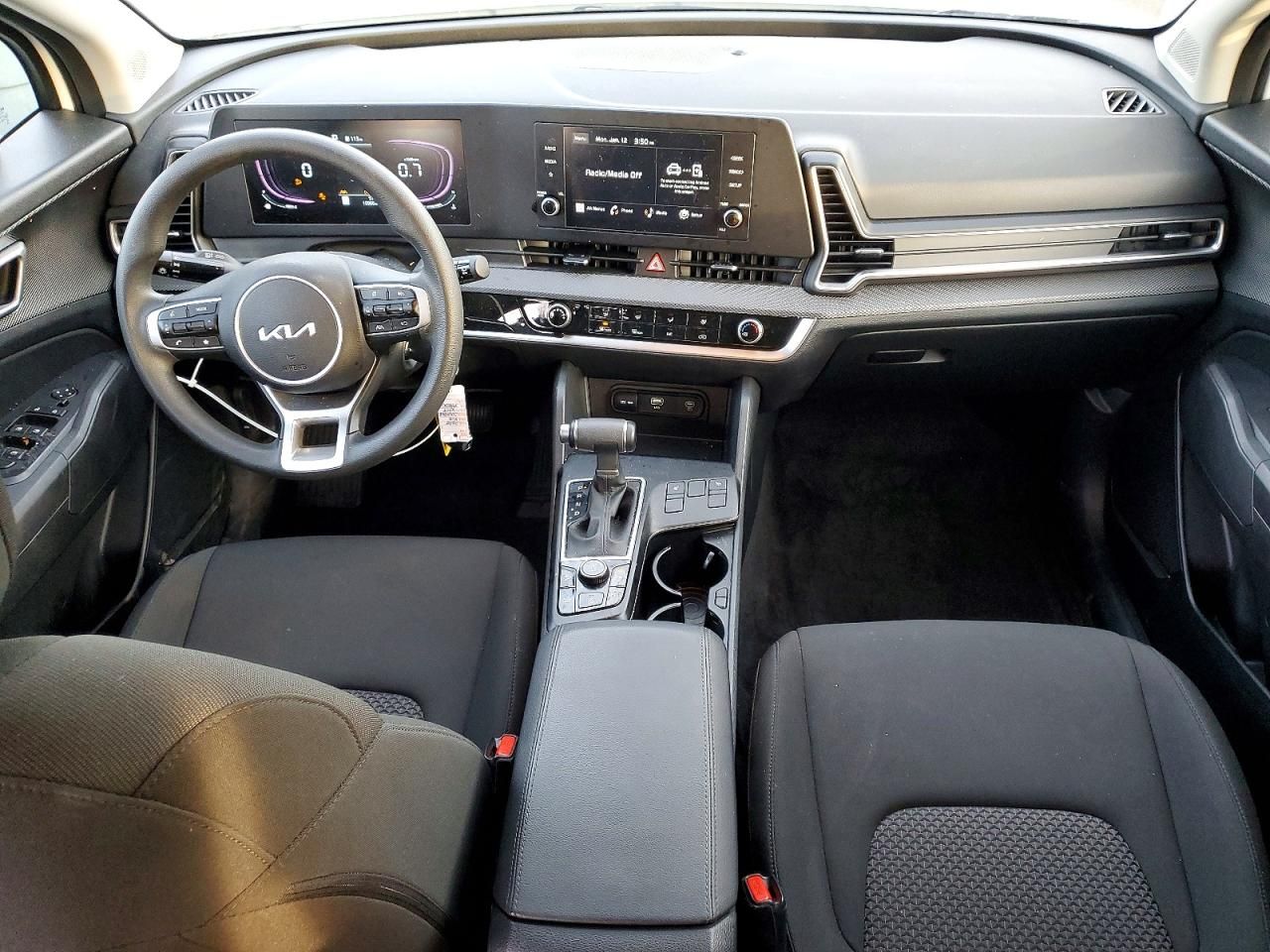 2025 KIA Sportage lx