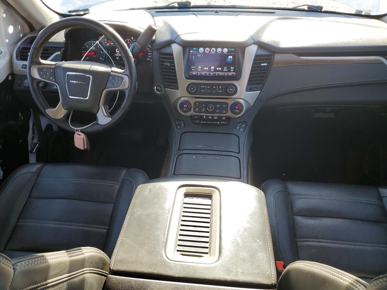 2020 GMC Yukon Denali