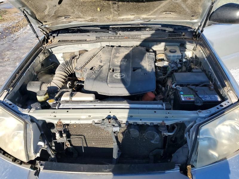 2004 Toyota 4runner SR5