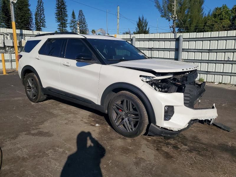 2025 Ford Explorer st