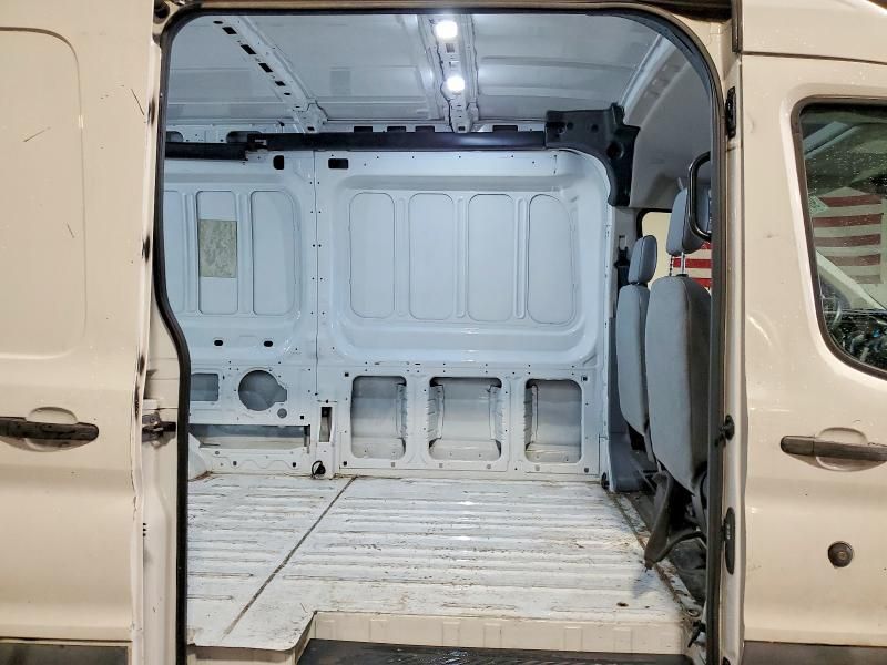 2018 Ford Transit 250 Delivery Van