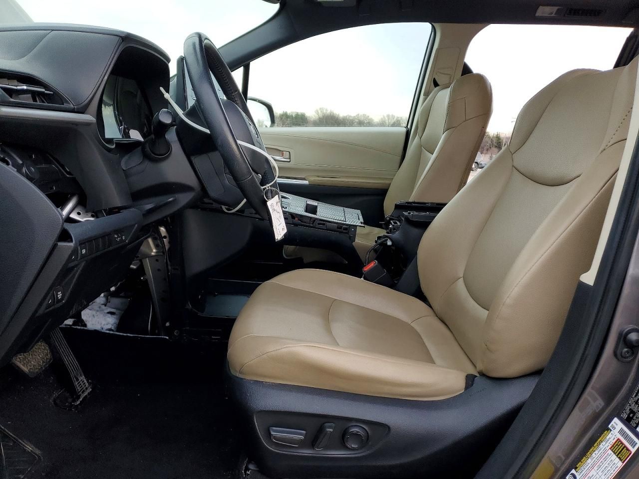 2021 Toyota Sienna xle 8-passenger