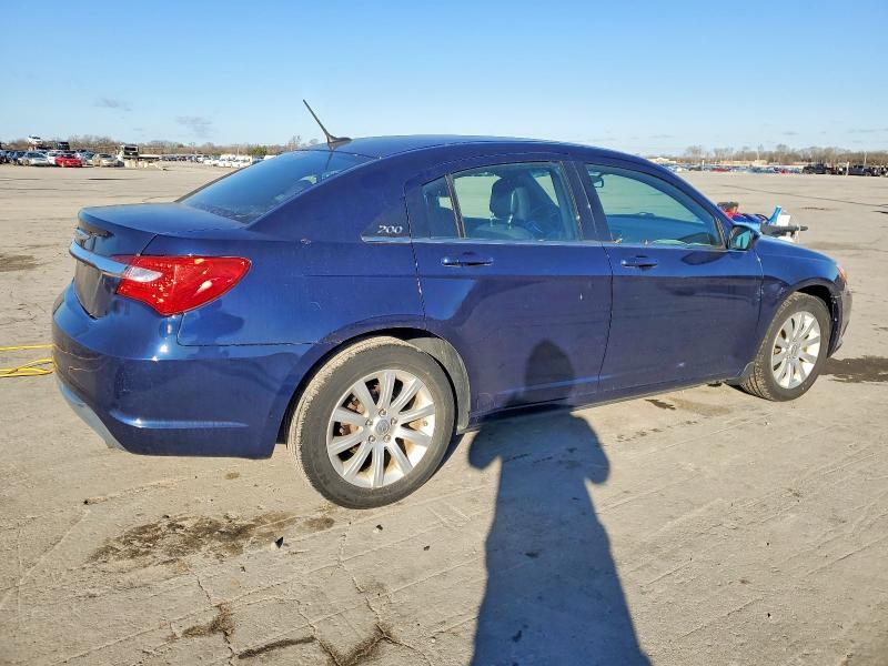 2014 Chrysler 200 Touring