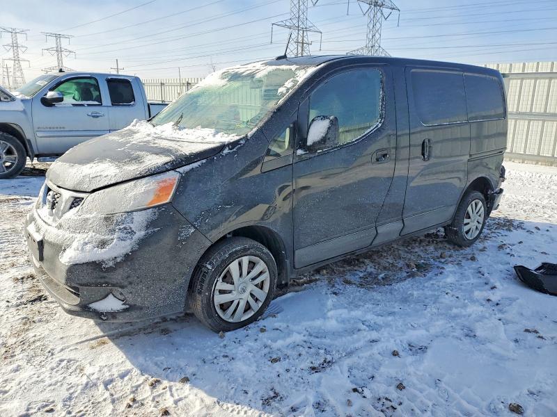 2013 Niss Nv200 2.5s