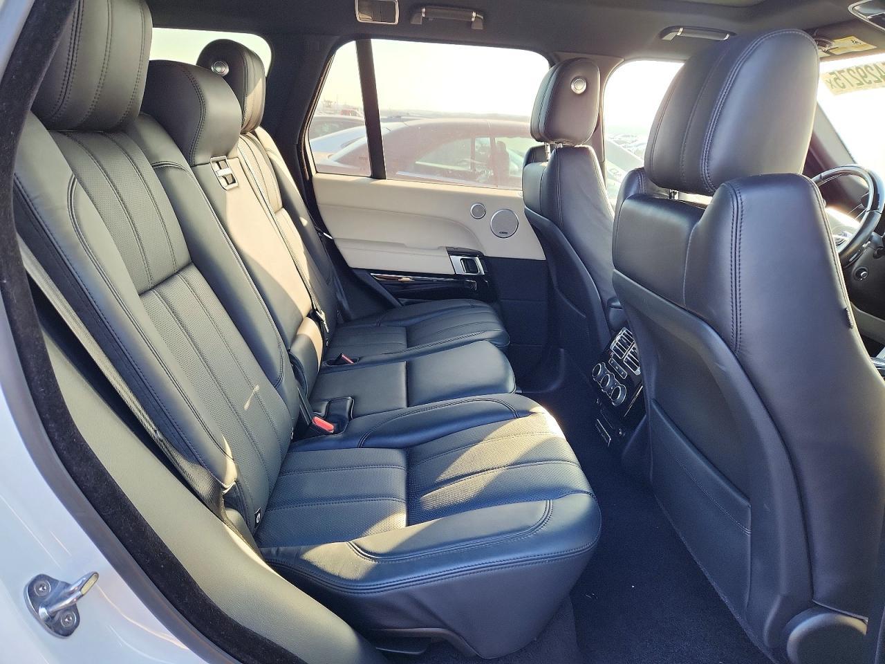 2016 Land Rover Range Rover hse