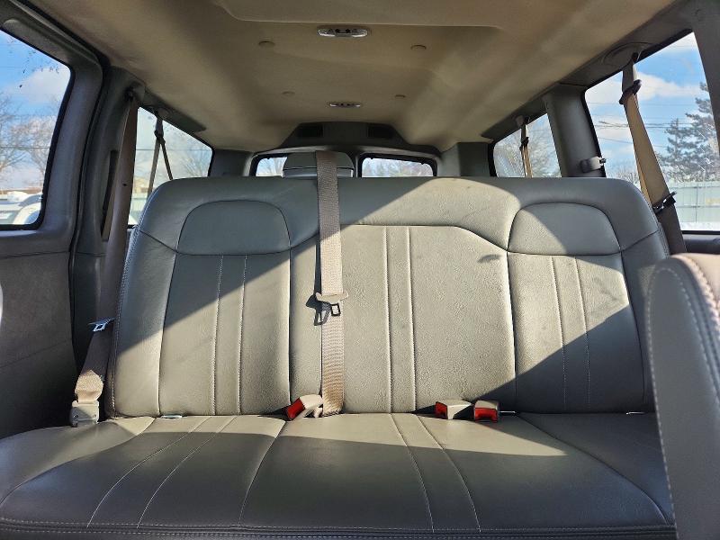 2021 Chevrolet Express G2500 ls