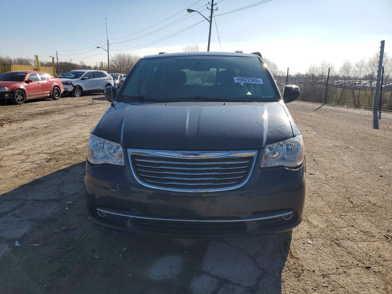 2015 Chrysler Town & Country Touring