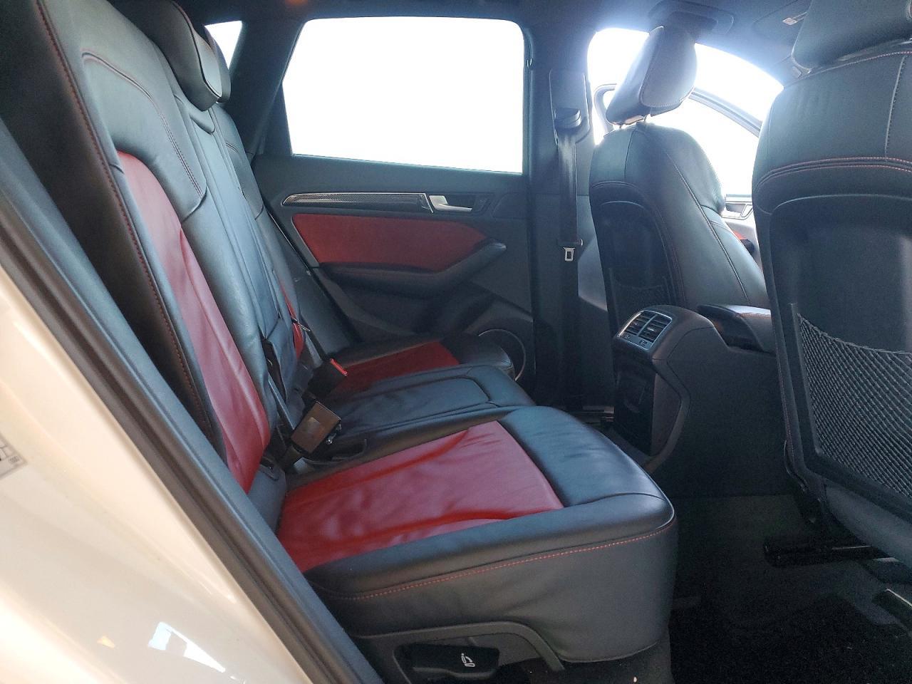 2016 Audi SQ5 Premium Plus