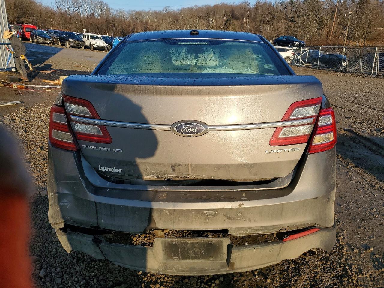 2013 Ford Taurus Limited
