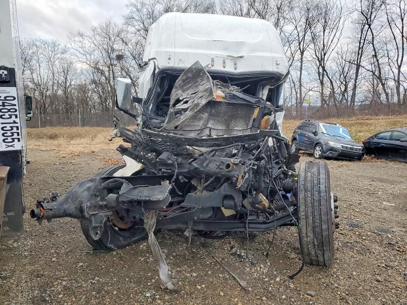 2023 Freightliner Cascadia 126 Semi Truck