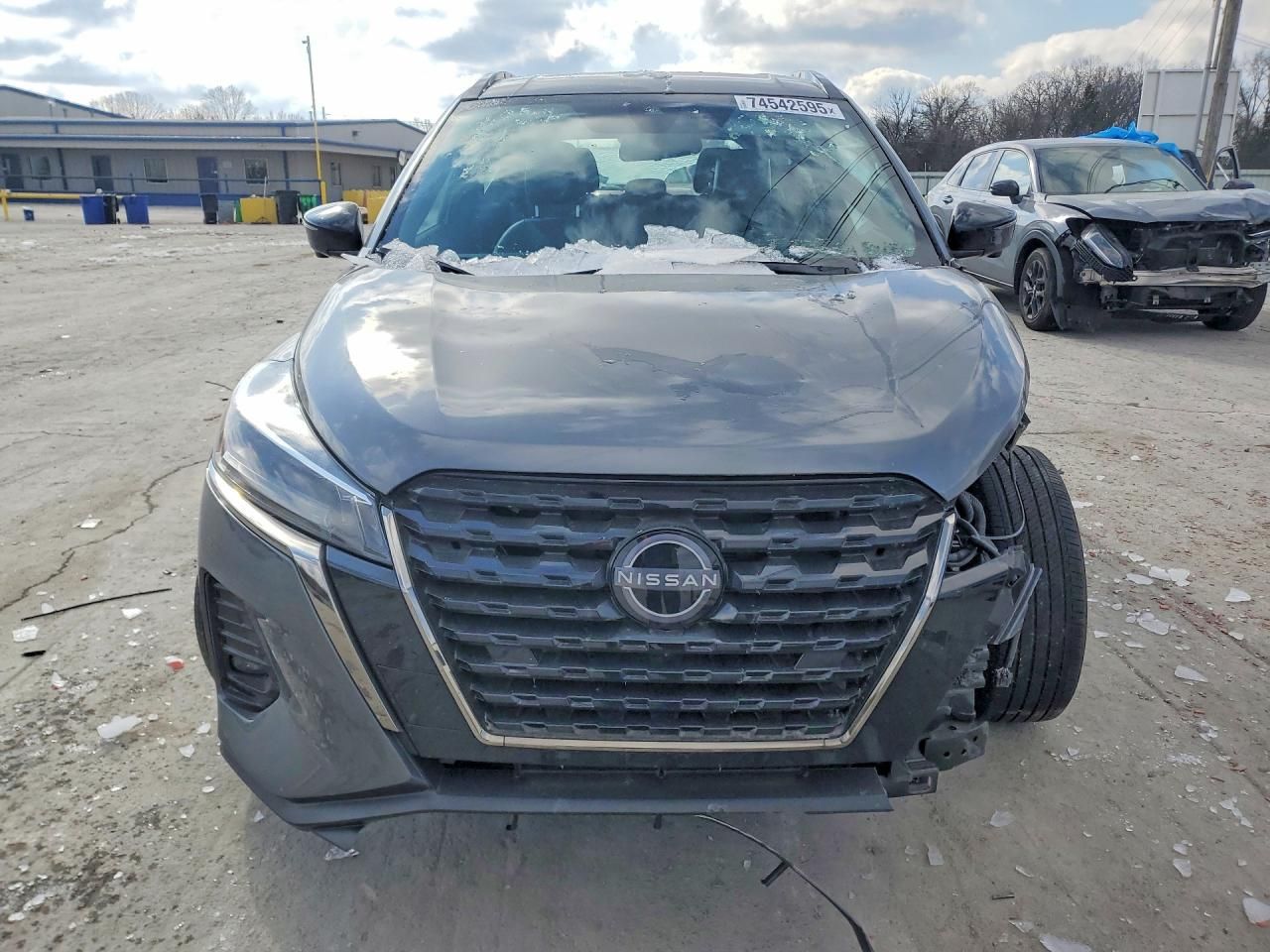 2024 Nissan Kicks sr