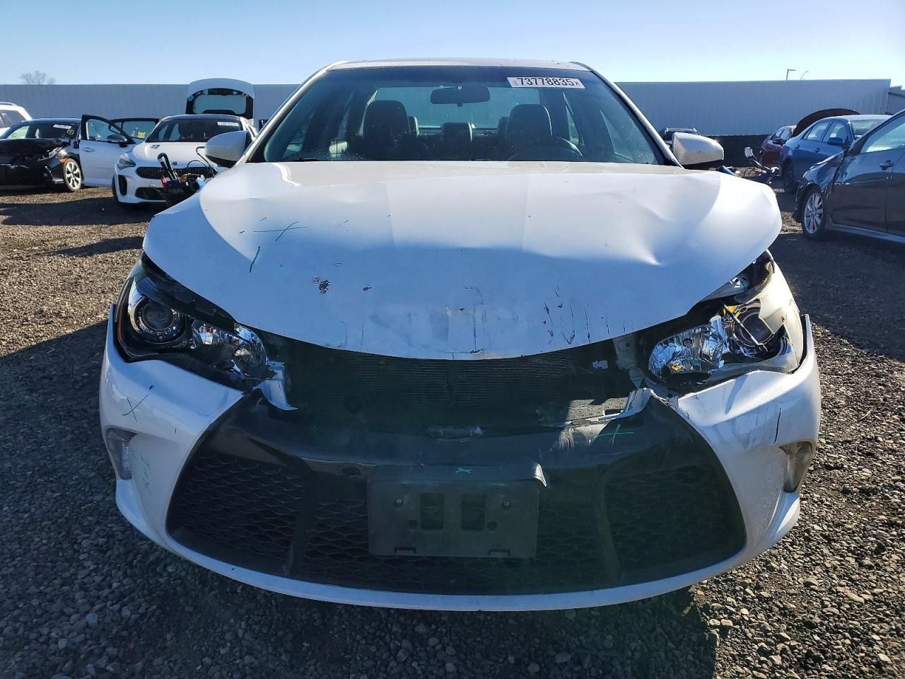 2016 Toyota Camry le