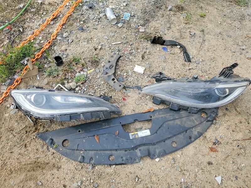 2016 Chrysler 200 lx