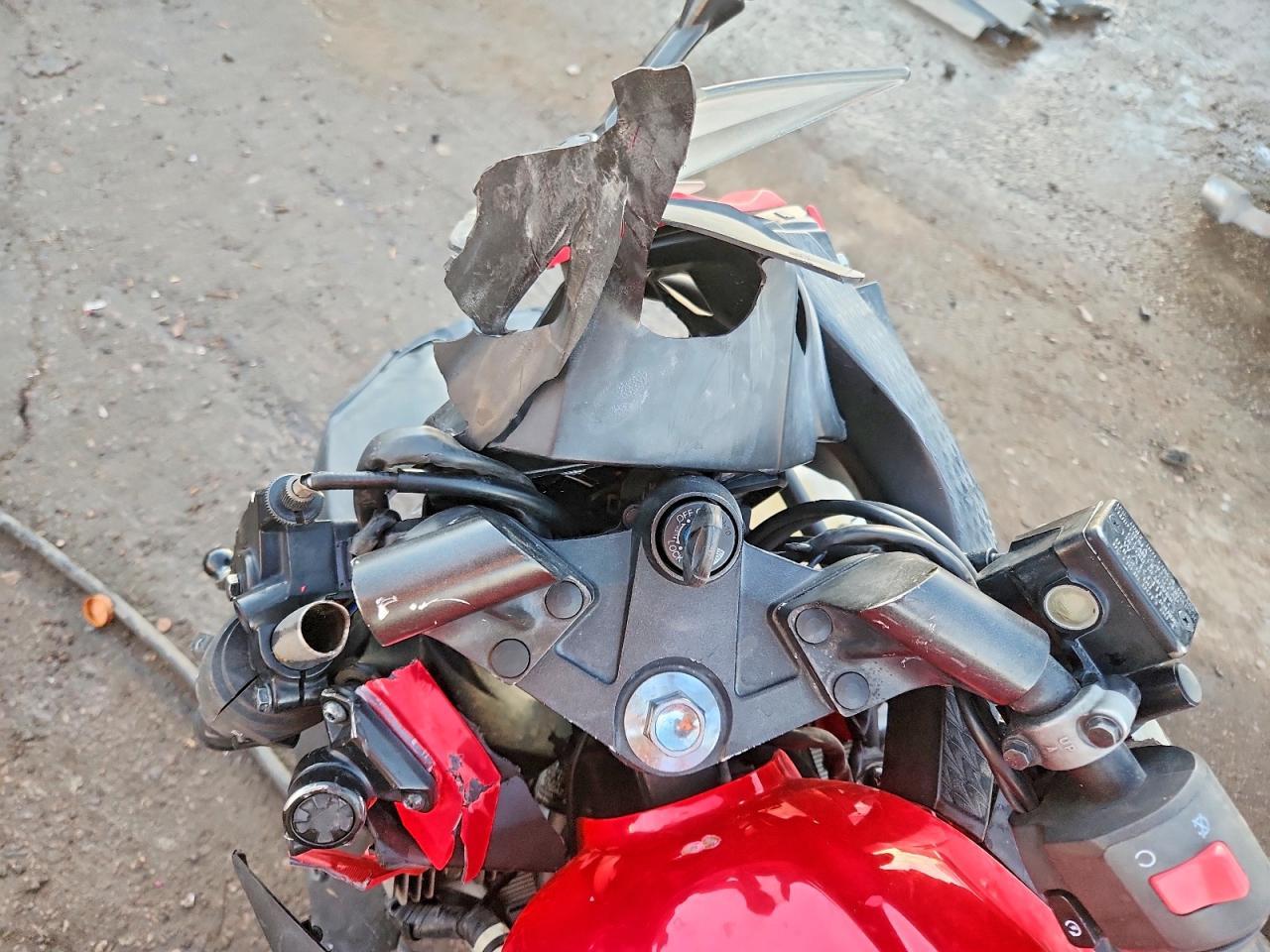 2016 Kawasaki EX300 A