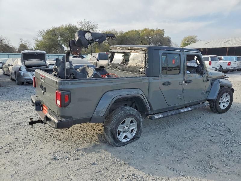 2022 Jeep Gladiator Sport