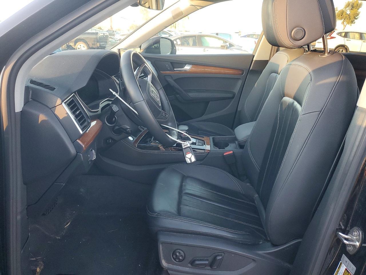 2023 Audi Q5 Premium Plus 45