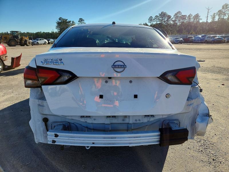 2025 Nissan Versa s