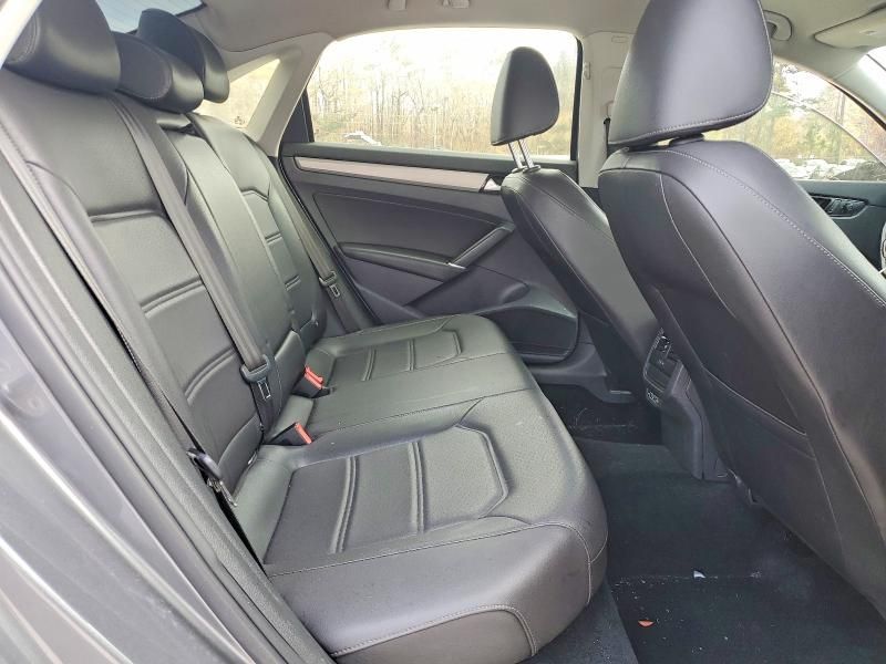 2020 Volkswagen Passat se