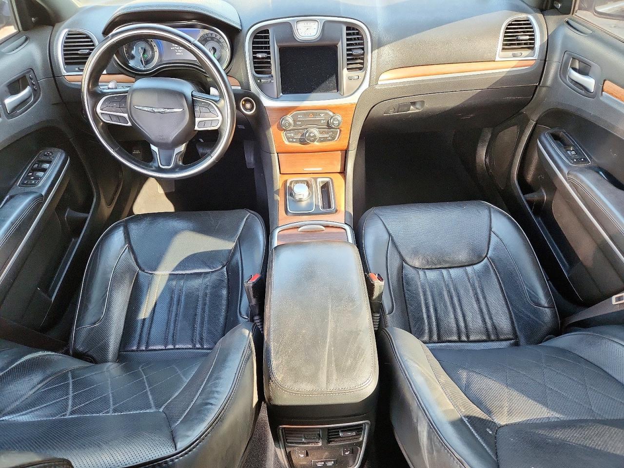 2019 Chrysler 300c