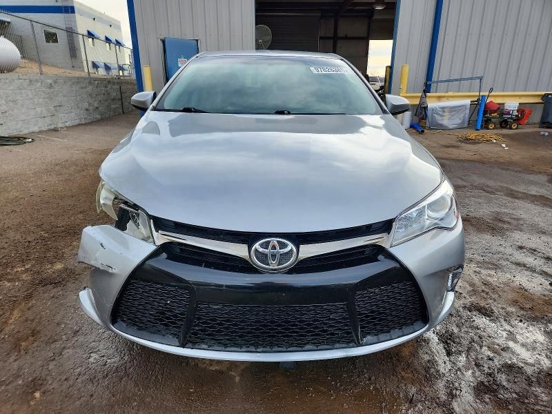 2015 Toyota Camry le