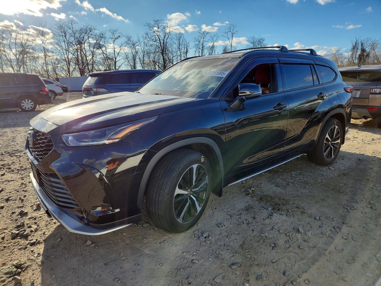 2021 Toyota Highlander xse