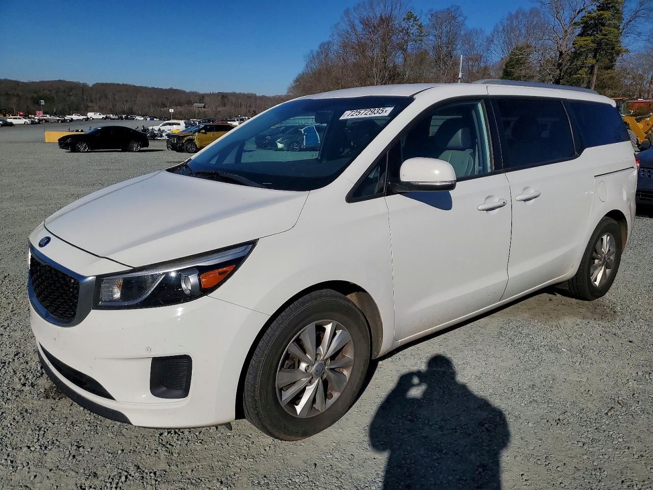 2017 KIA Sedona lx