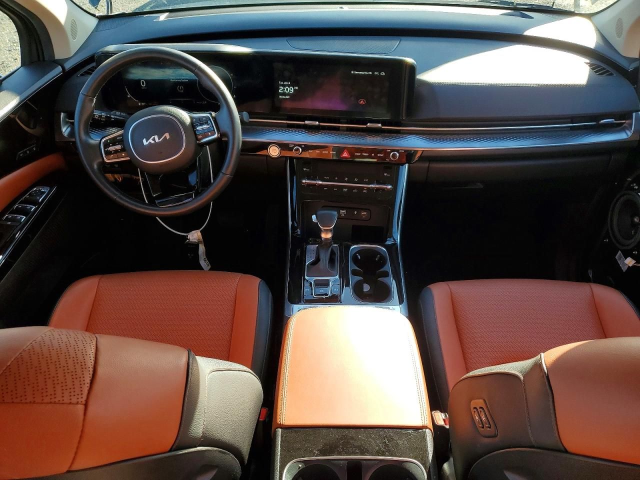 2024 KIA Carnival sx