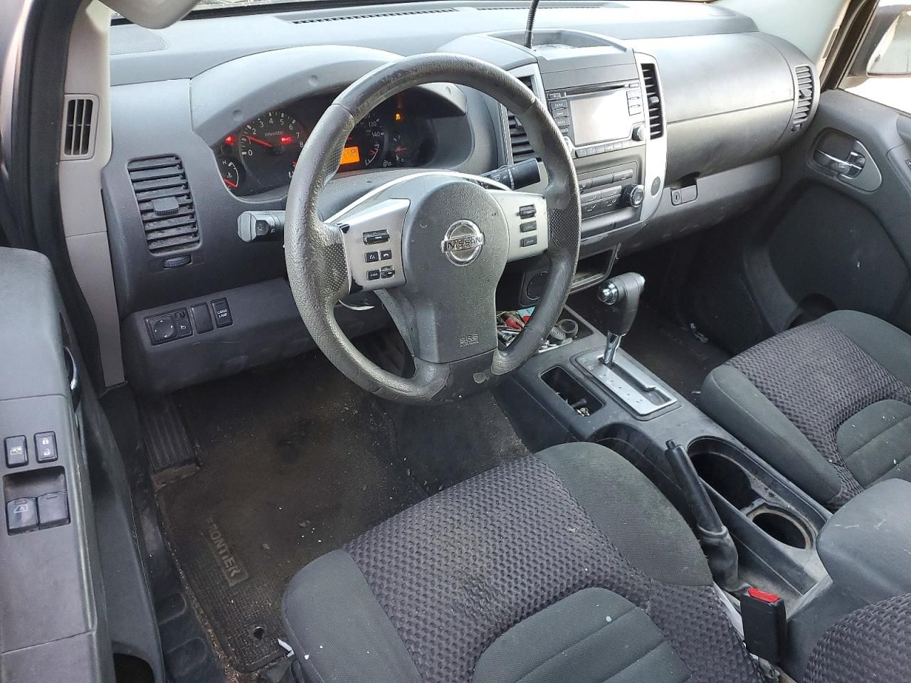 2016 Nissan Frontier SV