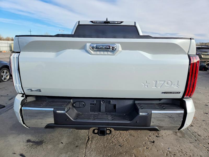 2025 Toyota Tundra Crewmax Platinum
