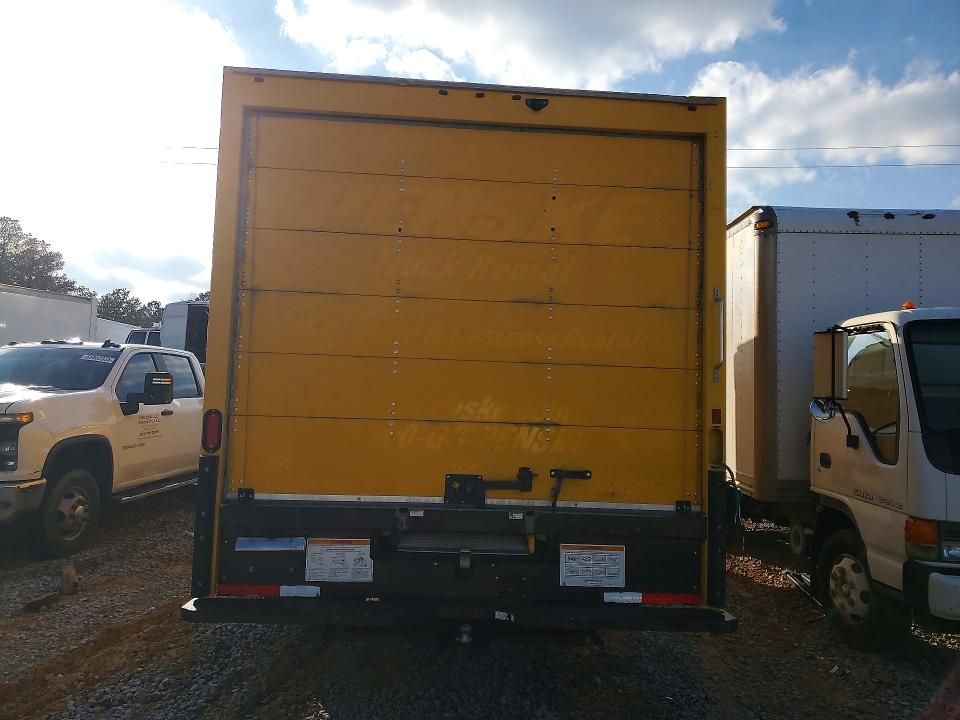 2021 GMC Savana Cut-box Truck