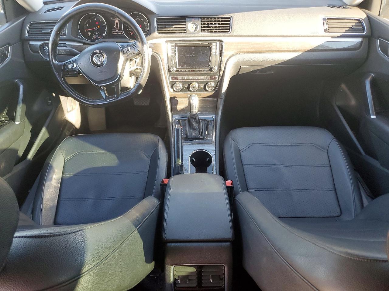 2016 Volkswagen Passat se