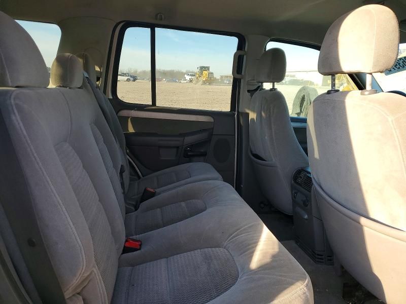 2004 Ford Explorer xlt