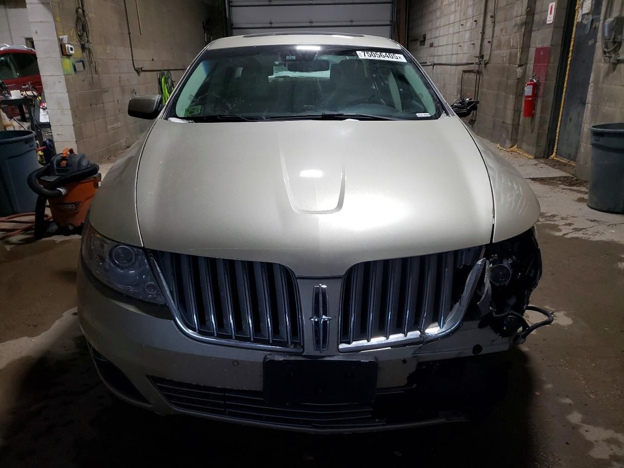 2011 Lincoln MKS