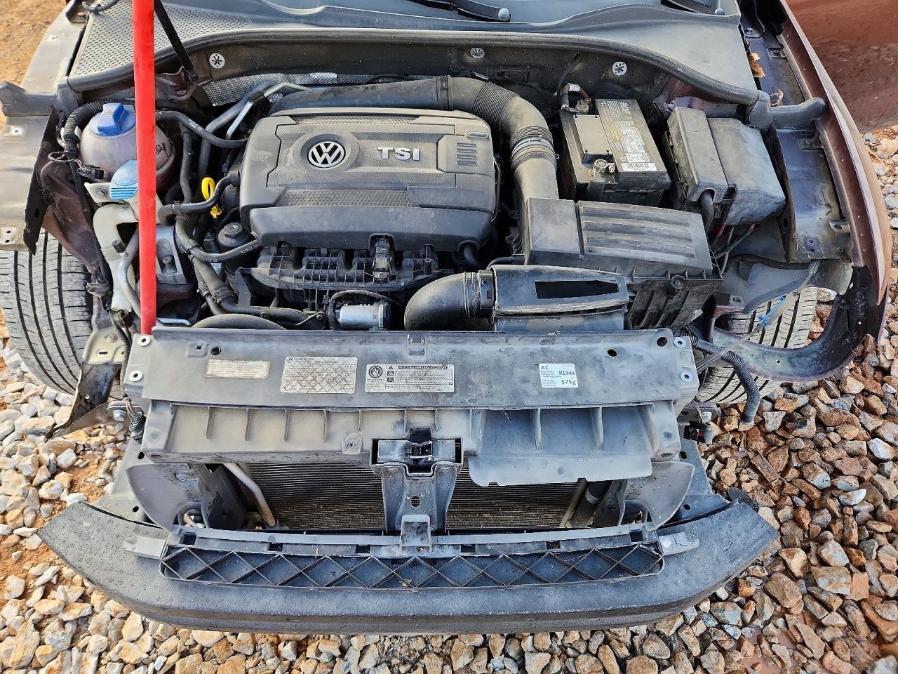 2014 Volkswagen Passat s