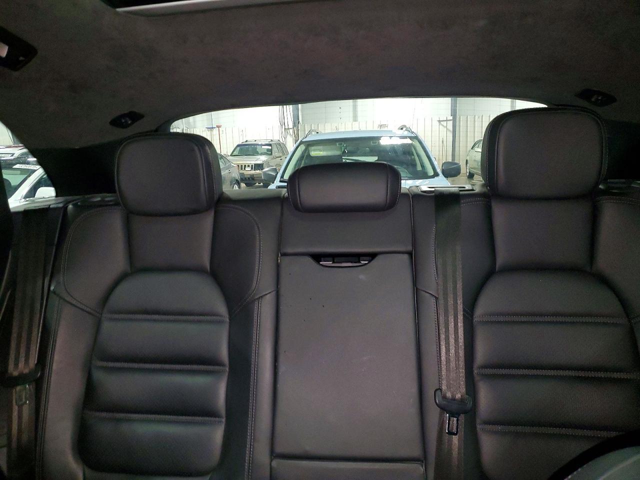 2016 Porsche Macan Turbo
