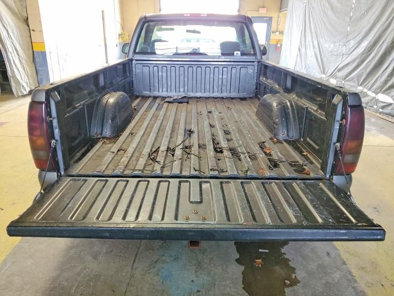 1999 GMC New Sierra C1500