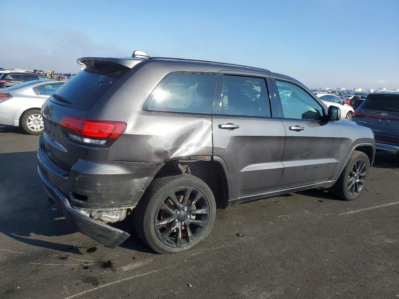 2018 Jeep Grand Cherokee Laredo