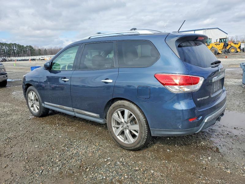 2013 Nissan Pathfinder s