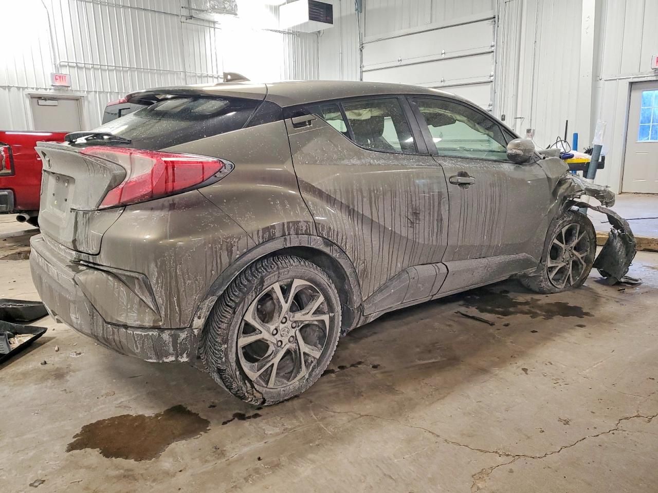 2021 Toyota C-hr xle