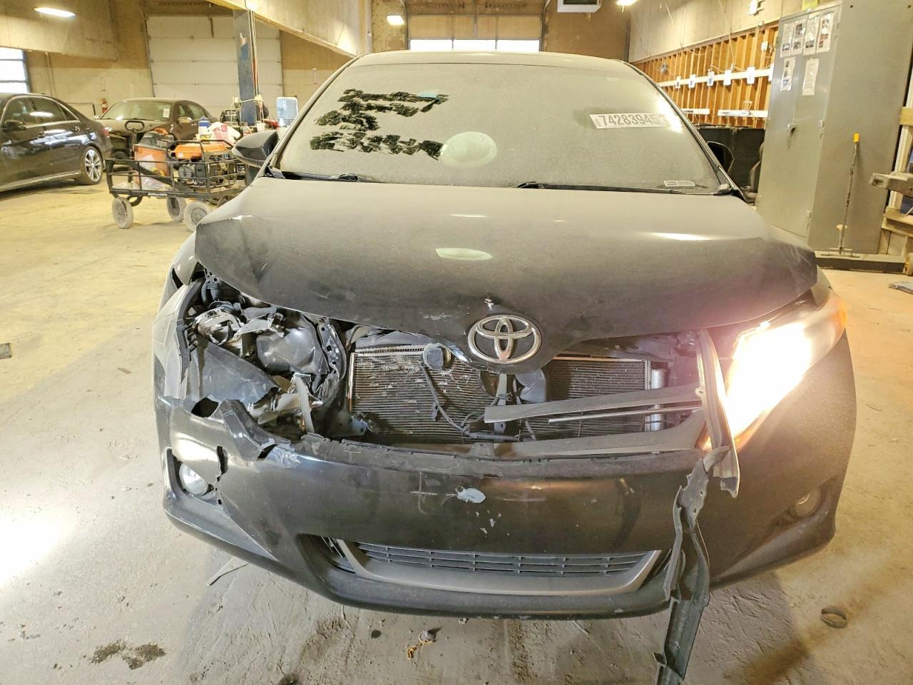 2014 Toyota Venza le
