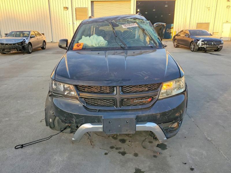 2020 Dodge Journey Crossroad