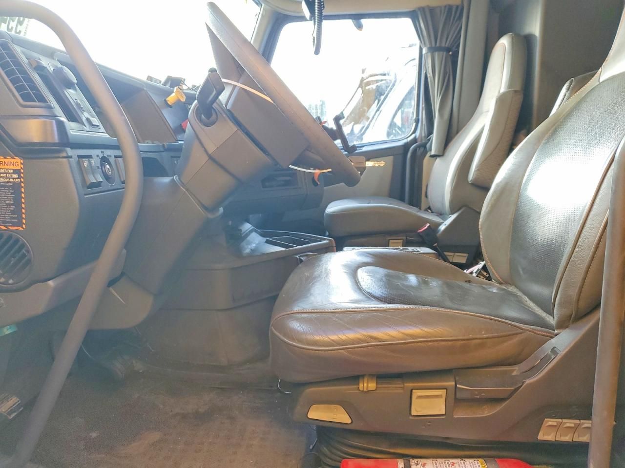 2024 Volvo VNL Semi Truck